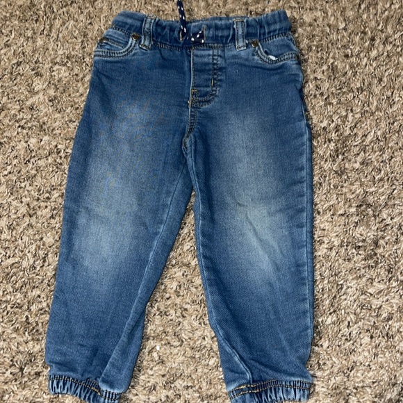 Set of 4 jeans, size 2TODDLER - Picture 6 of 7